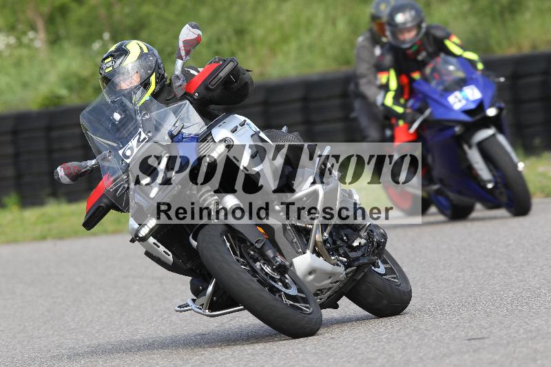 Archiv-2025/10 23.04.2025 Cornu Master School ADR/gruen-vert/62